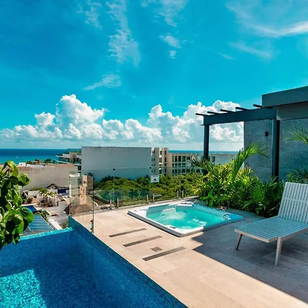 Coco Palms 202A